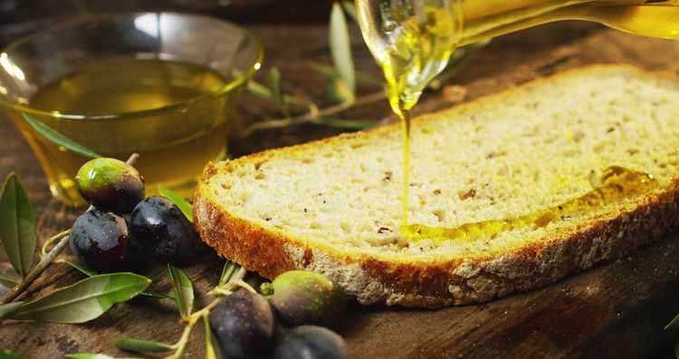 Perfekte Harmonie: Olivenöl & Brot